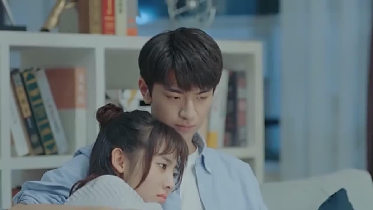 省政协召开港澳委员座谈会